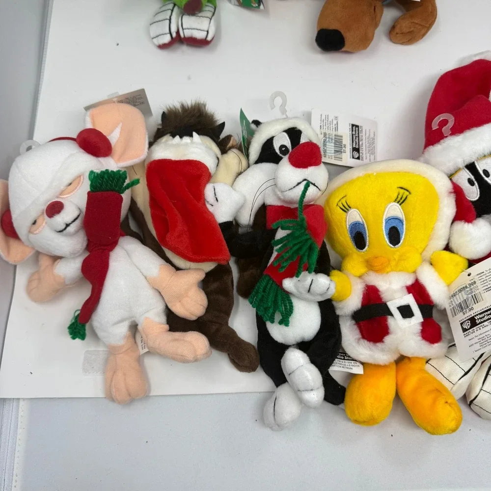 Vintage 1998 Looney Tunes Christmas Bean Bag Plush Lot WB Studio Store Tags 6pc